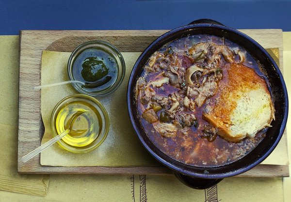 Découvrez les meilleures spécialités culinaires normandes à ne pas manquer